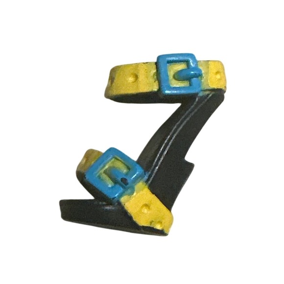 monster high Other - Monster High Frankie Stein Gloom Beach Yellow Shoe Heel Left Only Replacement